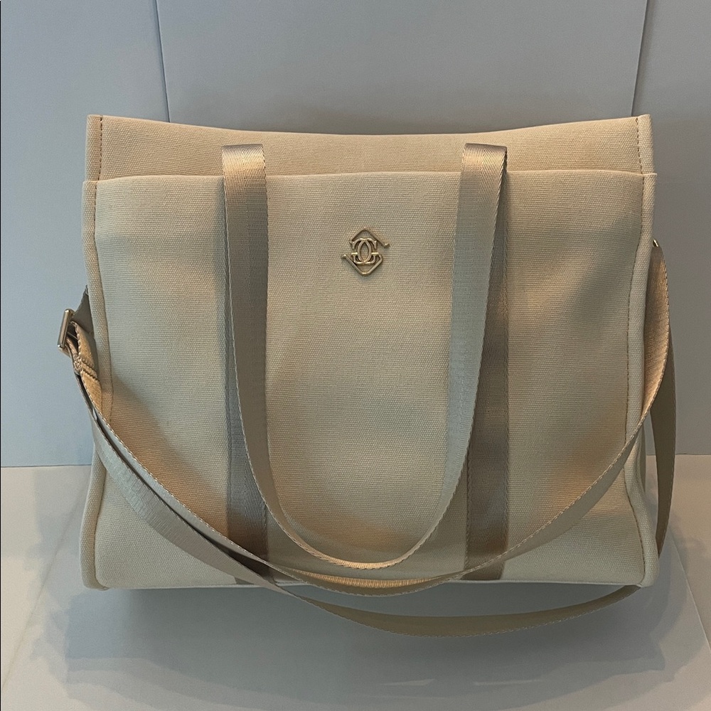 Elegant Cream Tote with Gold Detailing